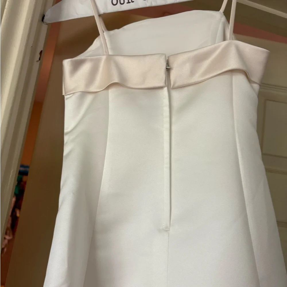 David's Bridal Cream Formal Flower Girl/Jr Bridesmaid Dress - Picture 3 of 4